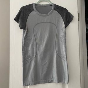 Lululemon swiftly tee